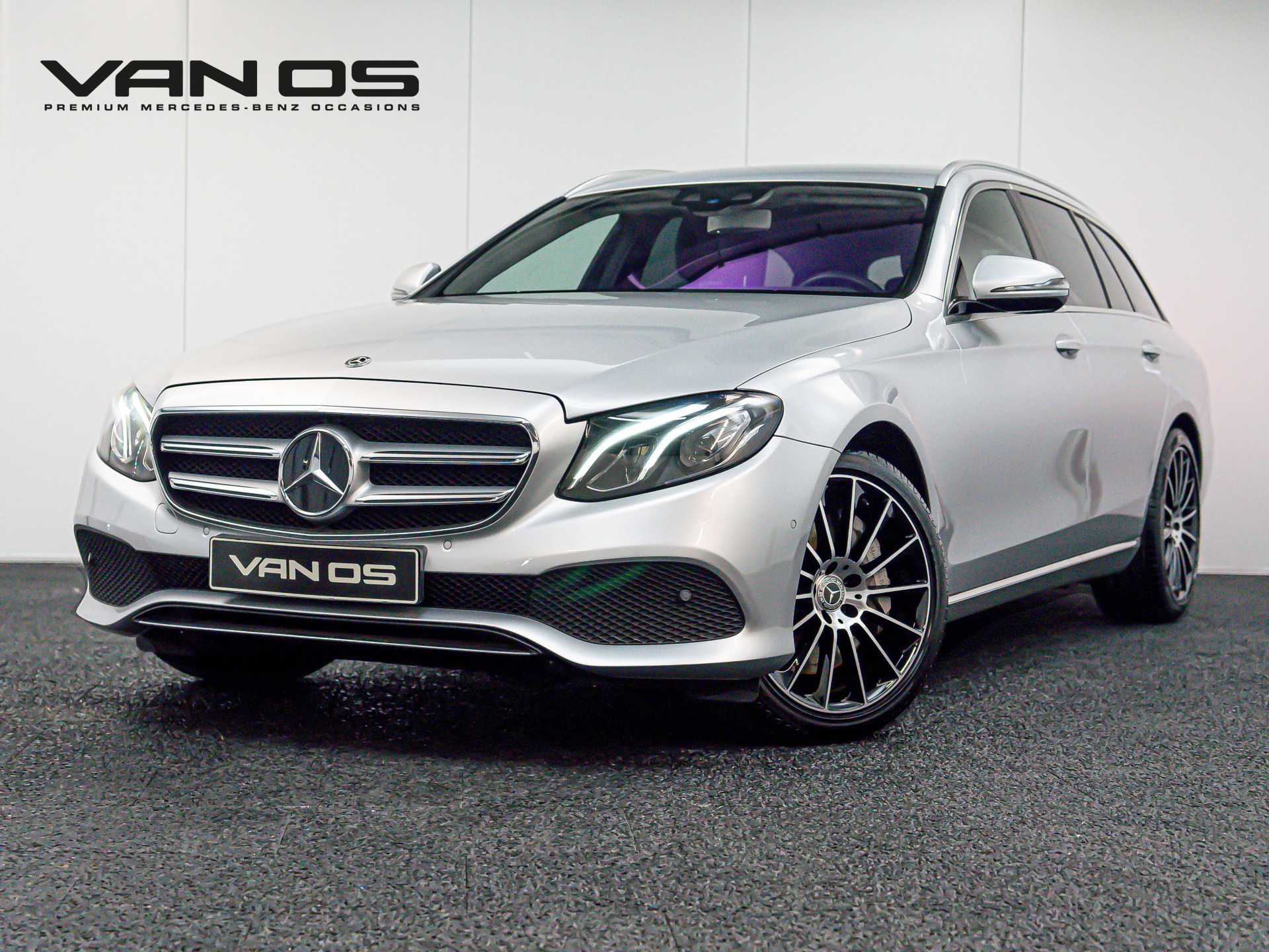 Mercedes-Benz E-Klasse Estate E 400 4MATIC AVANTGARDE 39461699-0.jpg | Partner Website
