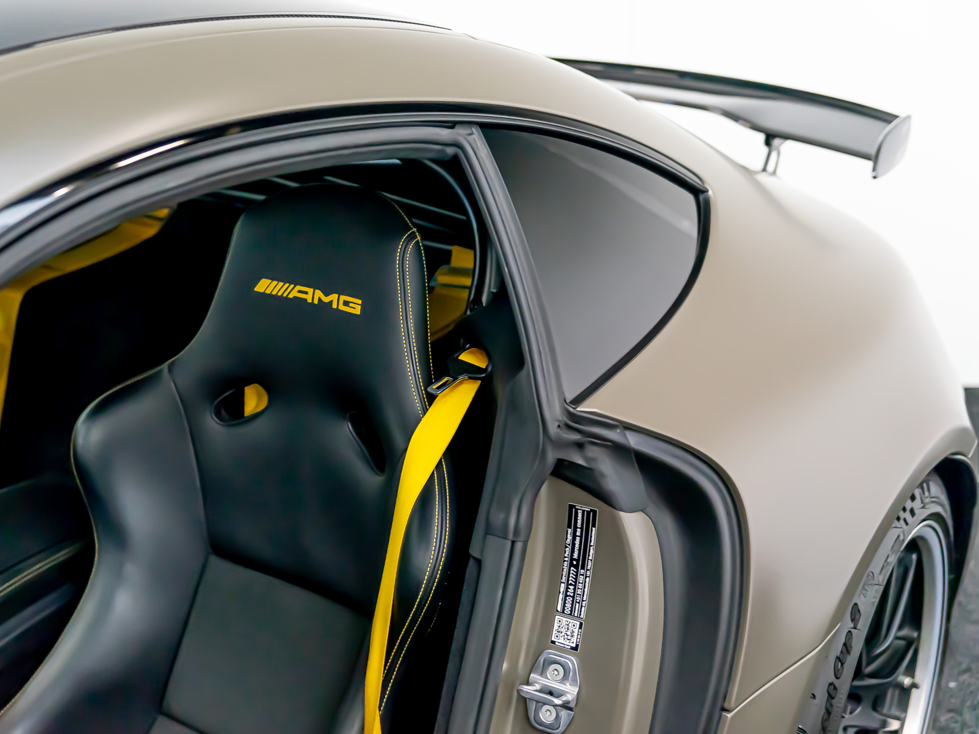 Mercedes-Benz AMG GT 4.0 R Pro 1/750 | NL auto | Full Xpel 45221529-9.jpg | Partner Website