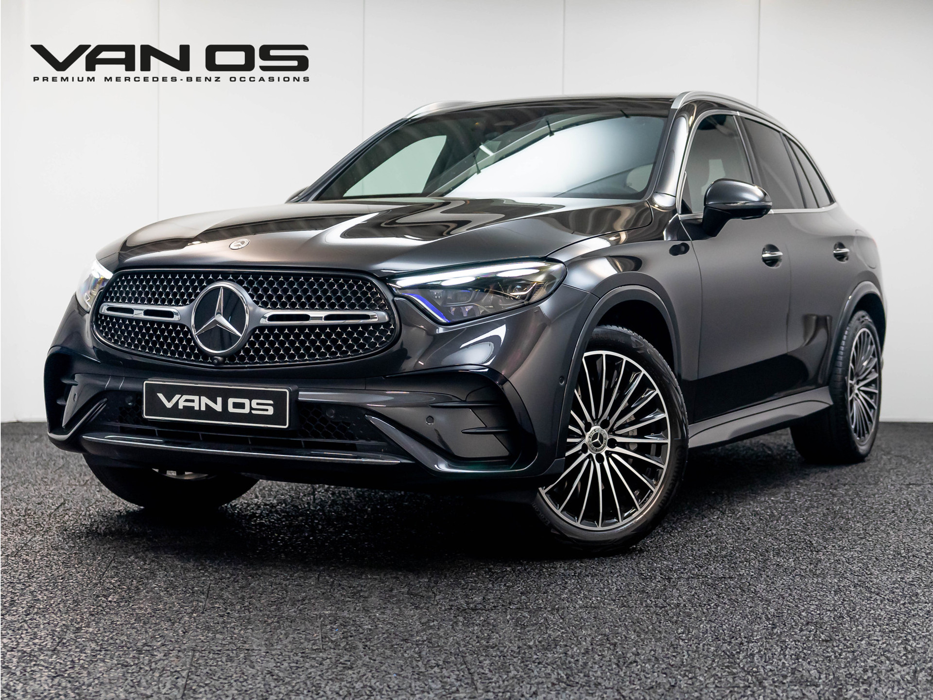 Mercedes-Benz GLC GLC 300e 4MATIC AMG Line | Luchtvering | Achteras sturing 47536120-0.jpg | Partner Website