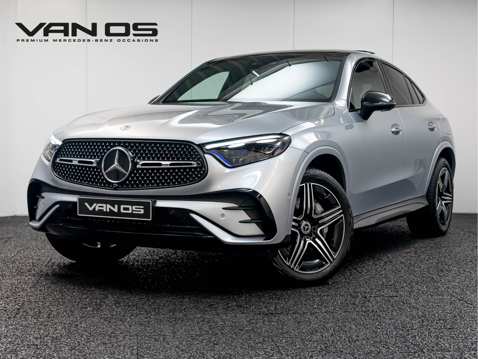 Mercedes-Benz GLC Coupé 400e 4MATIC AMG Line | Pano | Head-up | Burmester | Memory 48128268-0.jpg | Partner Website