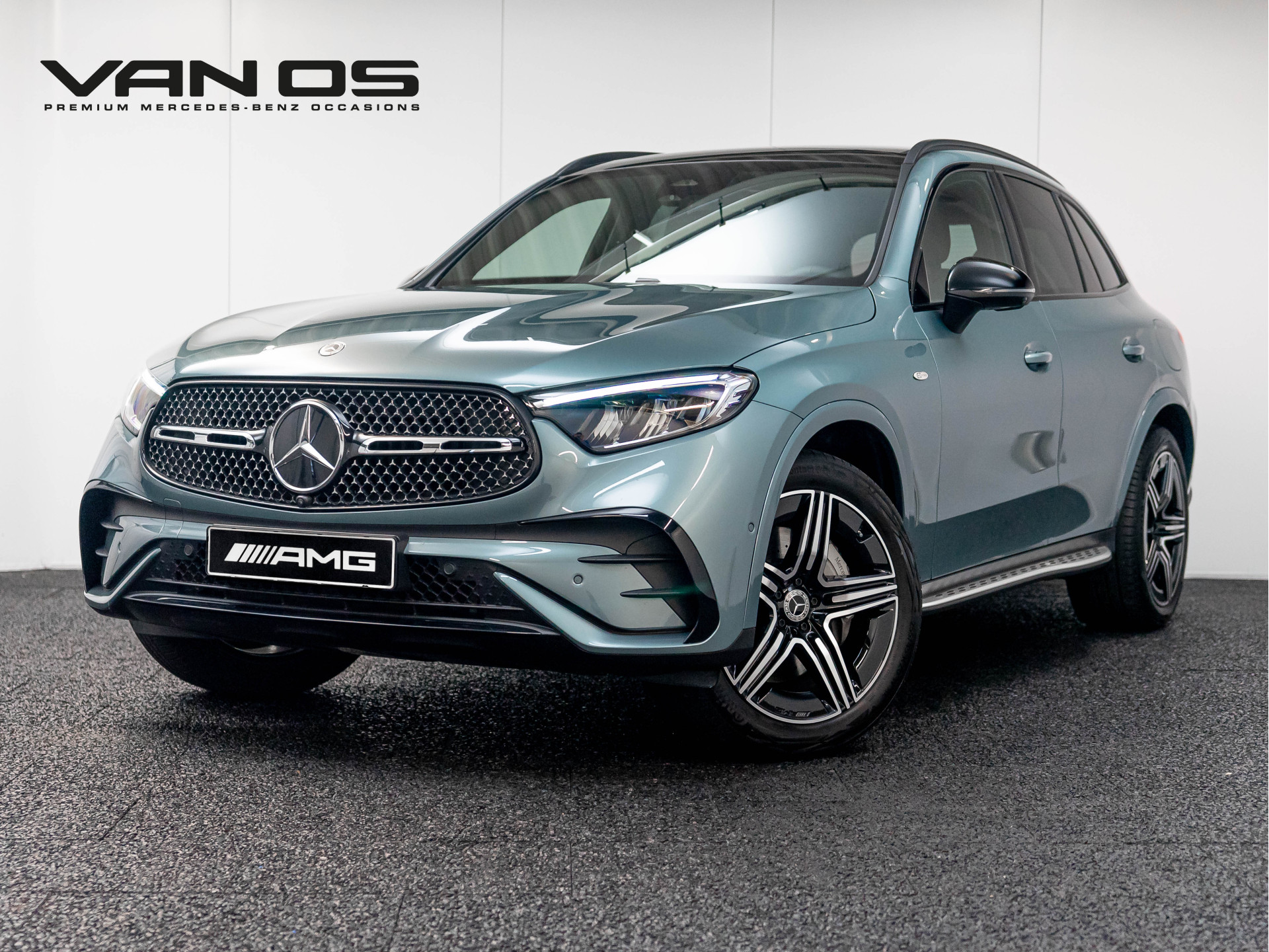 Mercedes-Benz GLC GLC 300e 4MATIC AMG Line | Trekhaak | Luchtvering | Gestuurde achteras 48461562-0.jpg | Partner Website